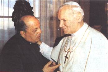 1.	VATKÁN – 1989. december 20: Találkozás a Pápával a szentmise bemutatása után (a Szentatya) magánkápolnájában